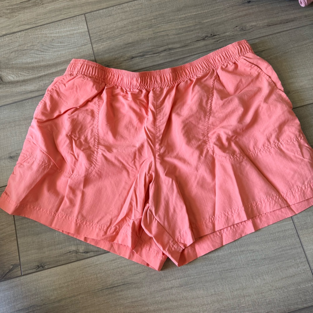 Columbia Women's Peach Athletic Shorts